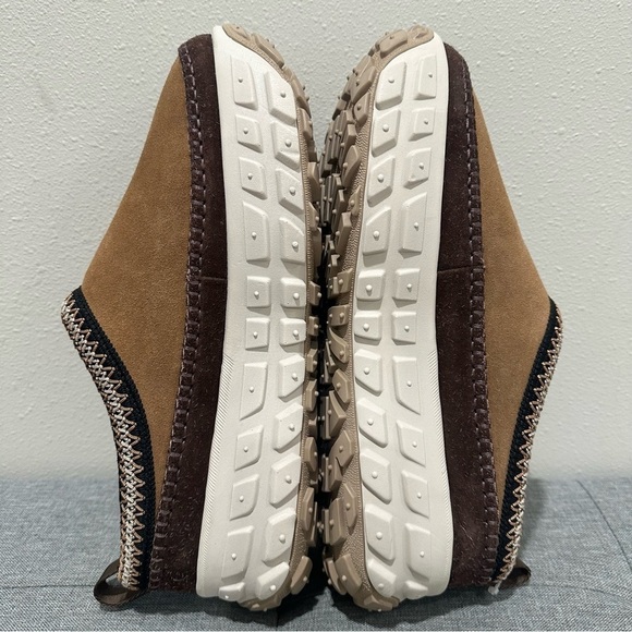 **NWOT** UGG Venture Daze Platform Slip-On Shoe main image 9